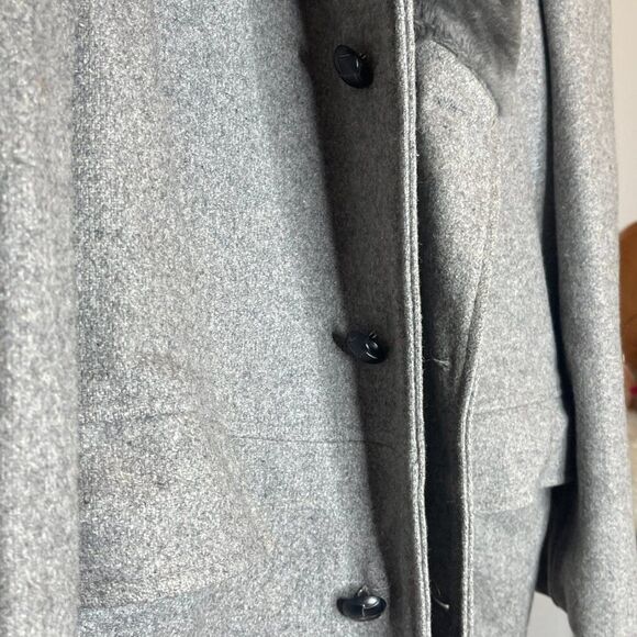 Vagabond Gray Wool Blend Coat Faux Fur Collar Classic Winter Overcoat - Picture 3 of 5